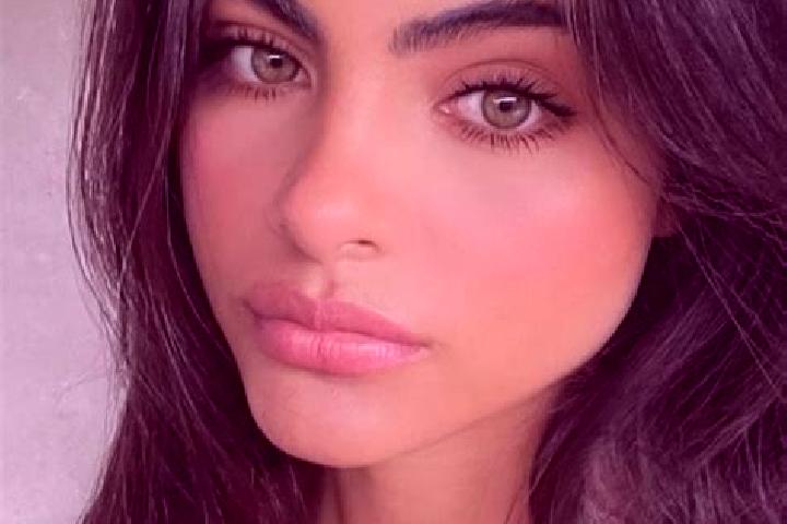 Penelope, 26, a brunette grey-eyed indian companion based in Hasi Gueleita. Offering Dinner Date, Deep French Kissing, Overnight, BDSM. Available for incall ...