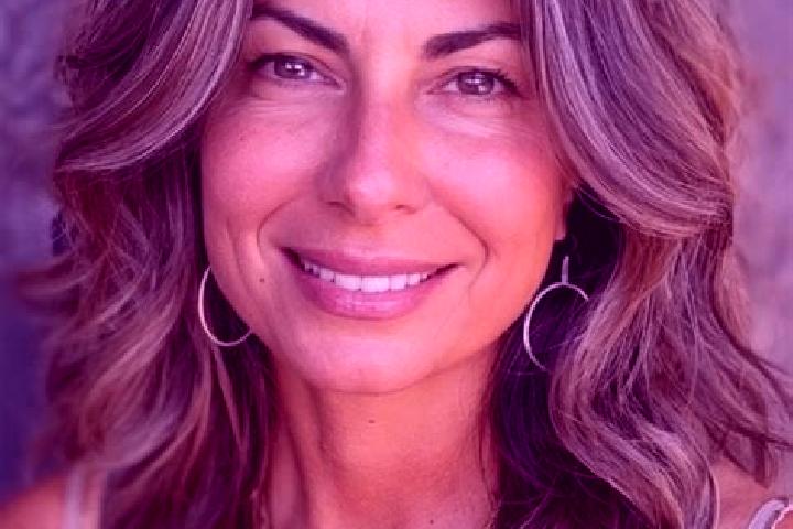 Penelope, 26, a brunette grey-eyed middle eastern companion based in Otilpan. Offering Party Girl, Duos, CIM. Available for incall and outcall, day and eveni...