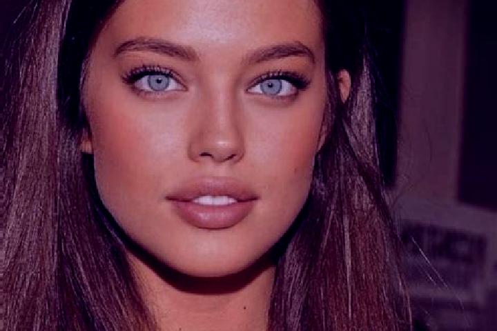 Penelope, 26, a chestnut green-eyed caucasian companion based in Uluborlu. Offering Erotic Massage, Dinner Date, Massage. Available for incall and outcall, d...
