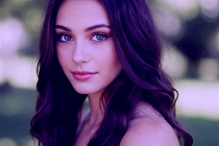 Penelope, 26, a chestnut hazel-eyed mixed companion based in Maryknoll. Offering OWO, GFE, Travel Companion. Available for incall and outcall, day and evenin...