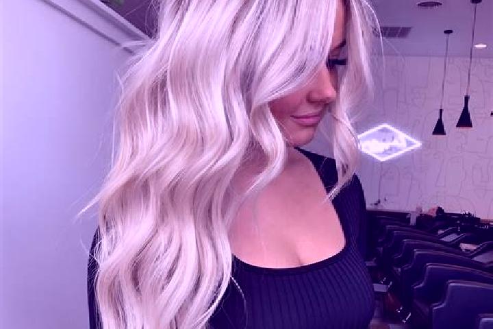 Penelope, 26, a platinum blonde amber-eyed latina companion based in Salussola. Offering Fetish, Erotic Massage, 69. Available for incall and outcall, day an...