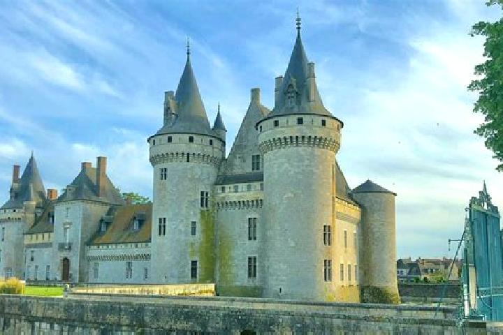 Penelope, 26 — Escort in Gilly-sur-Loire, France