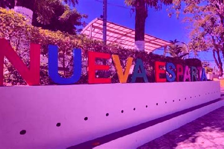 Penelope, 26 — Escort in Nueva Esparta, El Salvador
