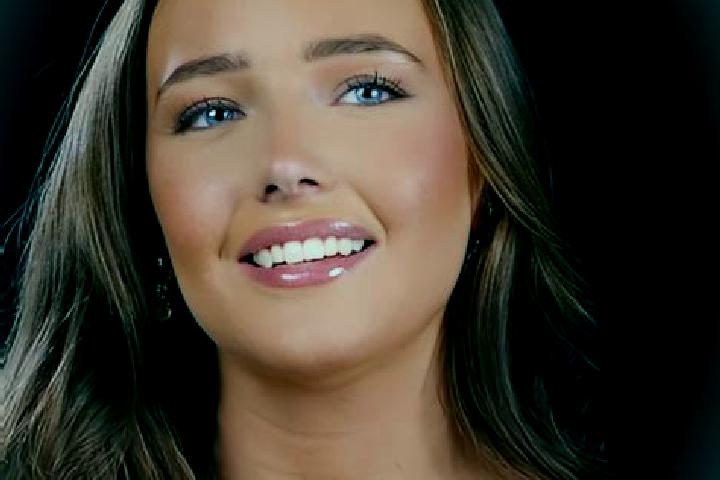 Penelope, 26 — Escort in Pen Lucy, United States