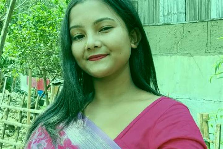 Penelope, 26 — Escort in Uttar Athiabari, India