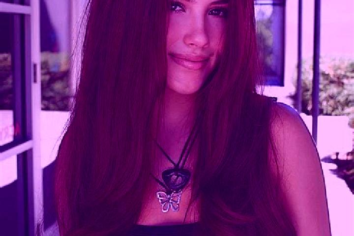Penelope, 27, a auburn dark-eyed mixed companion based in Julayjilah. Offering Fetish, Overnight, Girlfriend Experience, CIM, BDSM. Available for incall and ...