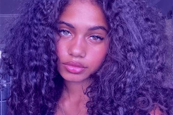 Penelope, 27, a black dark-eyed ebony companion based in Laba Goumen. Offering CIM, Roleplay, Couples. Available for incall and outcall, day and evening dates.