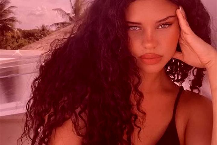 Penelope, 27, a black grey-eyed latina companion based in Senahu. Offering Tantra, Dinner Date, Domination, GFE. Available for incall and outcall, overnight ...