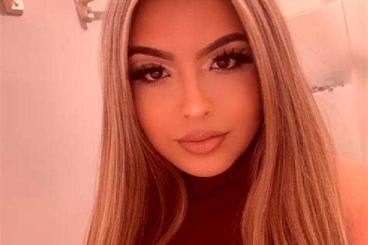 Penelope, 27, a blonde brown-eyed latina companion based in les Planes d Hostoles. Offering OWO, Erotic Massage, Roleplay. Available for incall and outcall, ...
