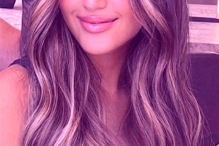Penelope, 27, a dark blonde dark-eyed asian companion based in Pishin. Offering OWO, Duos, BDSM. Available for incall and outcall, day and evening dates.