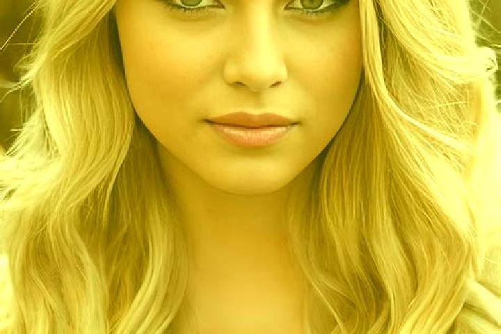 Penelope, 27, a dark blonde grey-eyed caribbean companion based in Yeraskh. Offering Party Girl, Deep French Kissing, A-Level, Overnight. Available for incal...