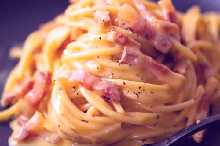 Penelope, 27 — Escort in Carbonara al Ticino, Italy
