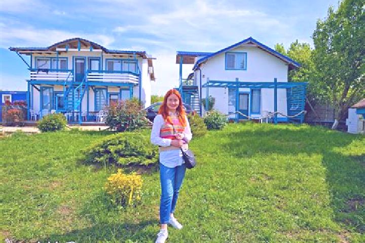 Penelope, 27 — Escort in Corbu, Romania