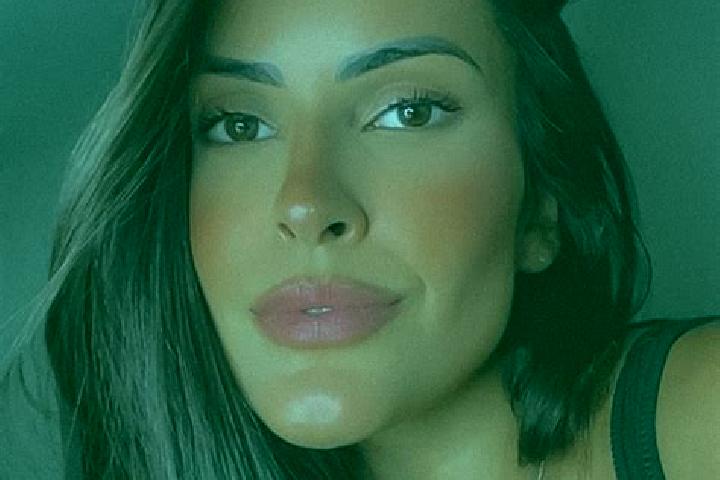 Penelope, 27 — Escort in Porecatu, Brazil