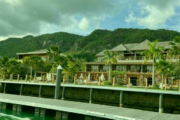 Penelope, 27 — Escort in Roche Caiman, Seychelles