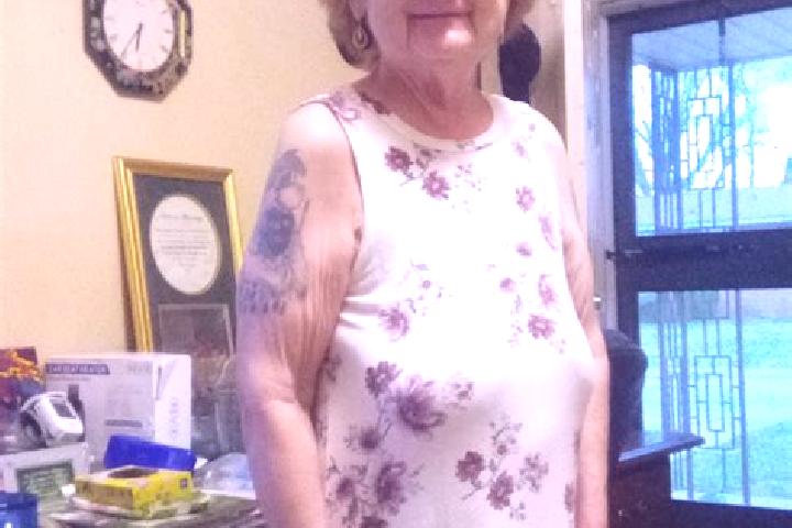 Penelope, 27 — Escort in Summertown, Australia