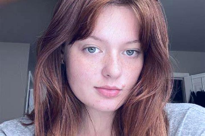Penelope, 28, a auburn blue-eyed mediterranean companion based in Oberndorf an der Melk. Offering 69, Domination, Deep French Kissing, A-Level, OWO. Availabl...