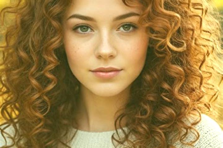 Penelope, 28, a auburn brown-eyed slavic companion based in Tabalong. Offering OWO, Deep French Kissing, Dinner Date. Available for incall and outcall, overn...