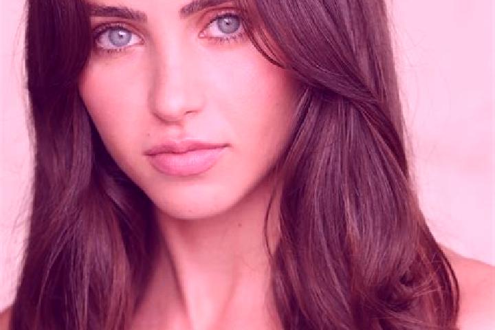 Penelope, 28, a black brown-eyed mixed companion based in Rio Encajonado. Offering Erotic Massage, Roleplay, 69. Available for incall and outcall, overnight ...