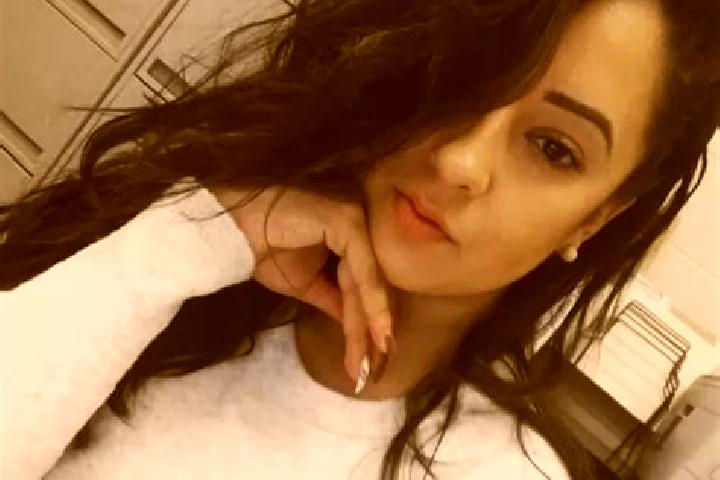 Penelope, 28, a black grey-eyed indian companion based in Montigny-le-Bretonneux. Offering CIM, Erotic Massage, Roleplay, Couples. Available for incall and o...