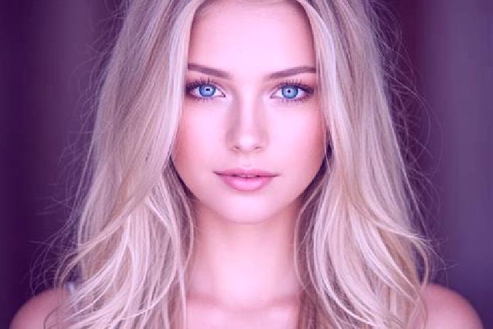 Penelope, 28, a blonde dark-eyed mixed companion based in Wasungen. Offering CIM, Party Girl, Massage, Domination, OWO. Available for incall and outcall, day...