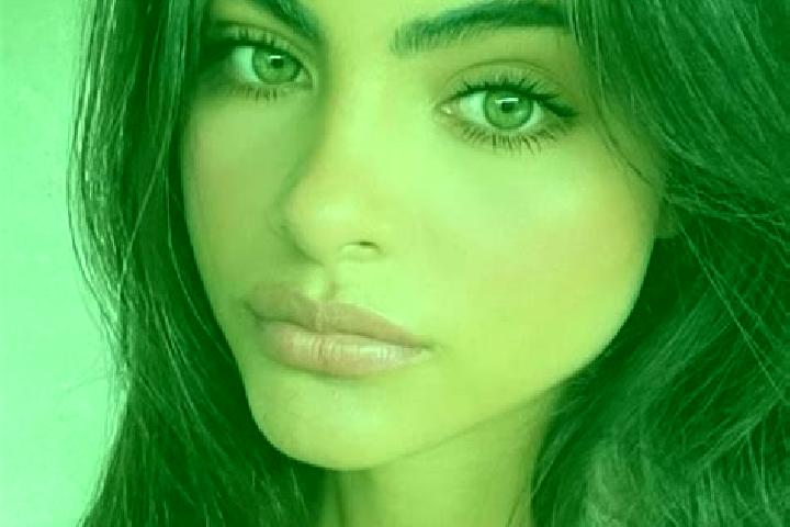 Penelope, 28, a chestnut green-eyed indian companion based in Haurpanggung. Offering Domination, BDSM, A-Level, Roleplay. Available for incall and outcall, d...