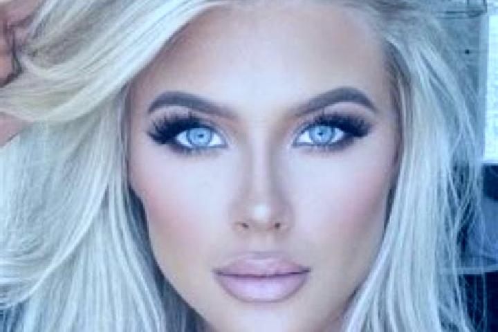 Penelope, 28, a platinum blonde brown-eyed middle eastern companion based in Molokovo. Offering Overnight, Striptease, Erotic Massage, Roleplay. Available fo...