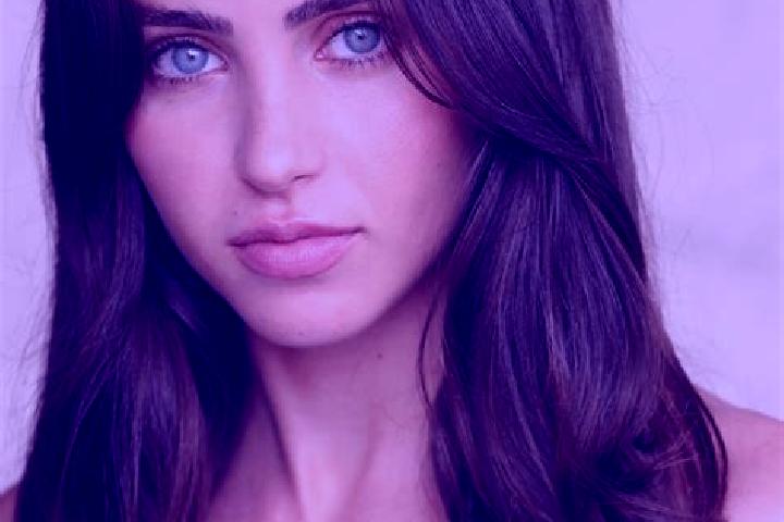 Penelope, 28, a red dark-eyed latina companion based in Bosco Marengo. Offering Party Girl, Girlfriend Experience, Striptease. Available for incall and outca...