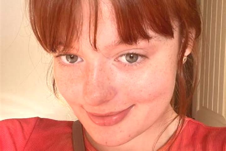 Penelope, 28, a red grey-eyed european companion based in Abuzarabad. Offering Fetish, CIM, Roleplay, Travel Companion, OWO. Available for incall and outcall...