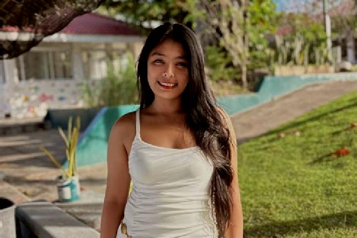Penelope, 28 — Escort in Basay, Philippines