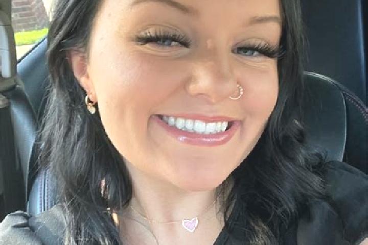 Penelope, 28 — Escort in Corbin, United States