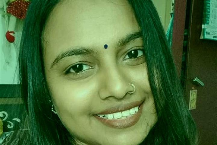 Penelope, 28 — Escort in Kadi, India