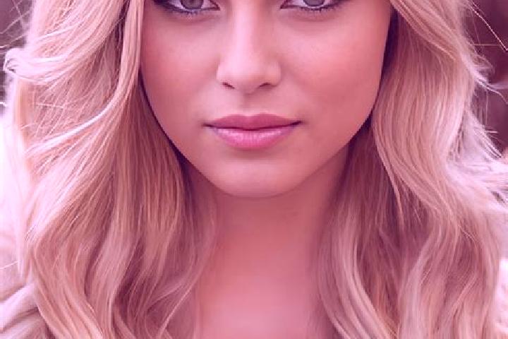 Penelope, 29, a blonde hazel-eyed ebony companion based in Haddonfield. Offering Duos, Couples, Deep French Kissing, A-Level. Available for incall and outcal...