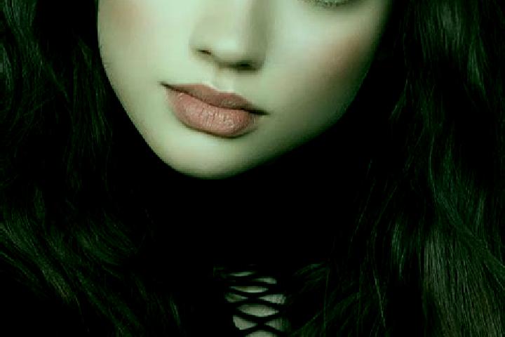 Penelope, 29, a brunette blue-eyed european companion based in Niu-York. Offering BDSM, Couples, Fetish, Erotic Massage. Available for incall and outcall, ov...