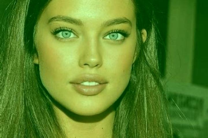 Penelope, 29, a chestnut grey-eyed middle eastern companion based in Vincent. Offering Party Girl, Massage, GFE, Dinner Date. Available for incall and outcal...