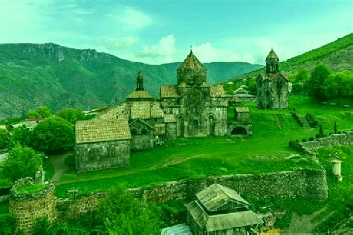 Penelope, 29 — Escort in Aragats, Armenia