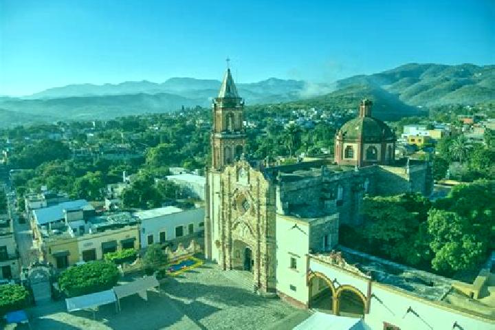 Penelope, 29 — Escort in Atongo, Mexico