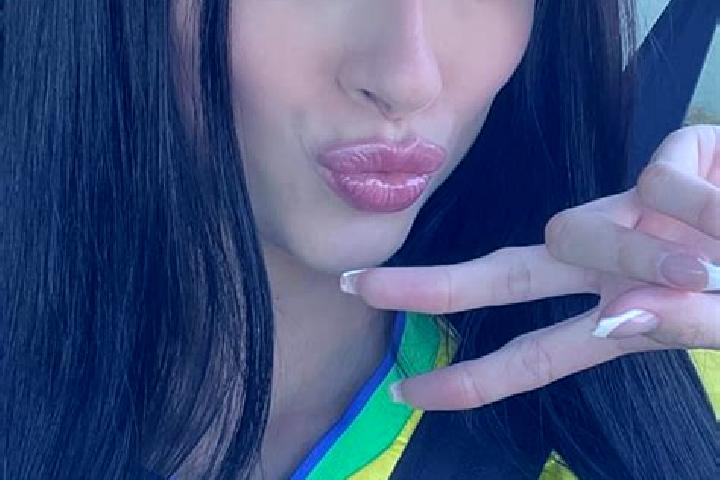 Penelope, 29 — Escort in Camaqua, Brazil