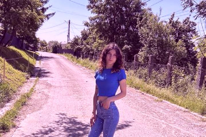 Penelope, 29 — Escort in Grajduri, Romania