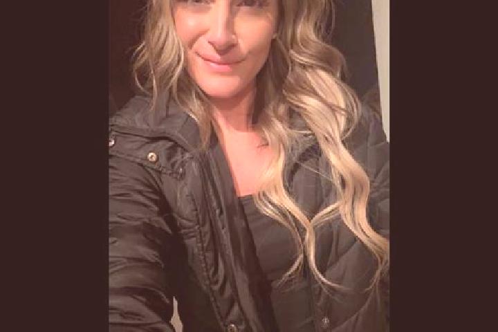 Penelope, 29 — Escort in Parkway, Canada