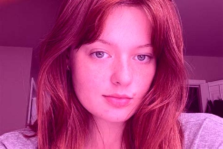 Penelope, 30, a auburn brown-eyed caucasian companion based in Chiemsee. Offering Massage, A-Level, Dinner Date, Erotic Massage. Available for incall and out...