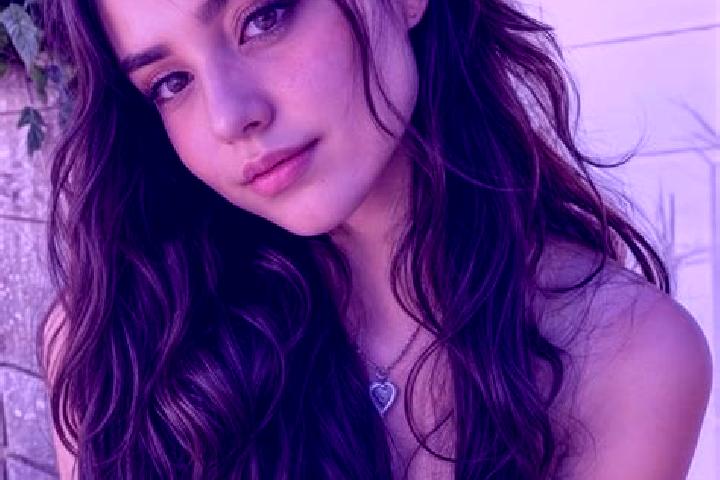 Penelope, 30, a auburn hazel-eyed middle eastern companion based in Monzon de Campos. Offering Prostate Massage, BDSM. Available for incall and outcall, over...