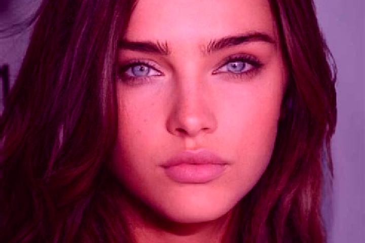 Penelope, 30, a black amber-eyed slavic companion based in Anglards-de-Salers. Offering GFE, Duos. Available for incall and outcall, day and evening dates.