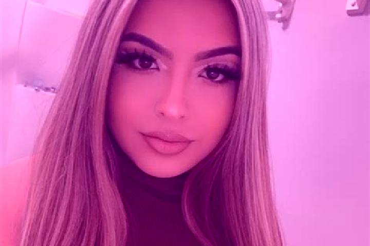 Penelope, 30, a blonde amber-eyed latina companion based in Stavaru. Offering Domination, Couples, Erotic Massage, BDSM. Available for incall and outcall, ov...