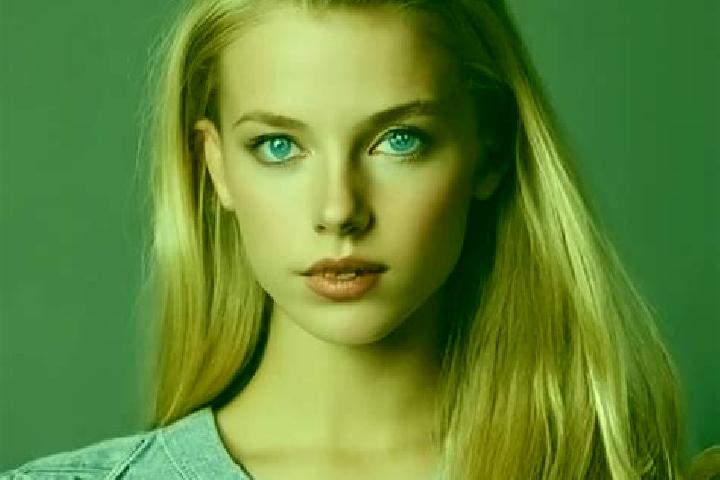 Penelope, 30, a blonde grey-eyed mixed companion based in Valderrodilla. Offering Duos, Party Girl, 69, GFE. Available for incall and outcall, day and evenin...