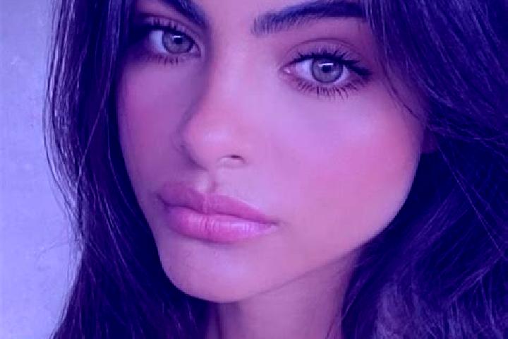 Penelope, 30, a brunette dark-eyed middle eastern companion based in Toll. Offering Overnight, CIM, Party Girl. Available for incall and outcall, overnight b...