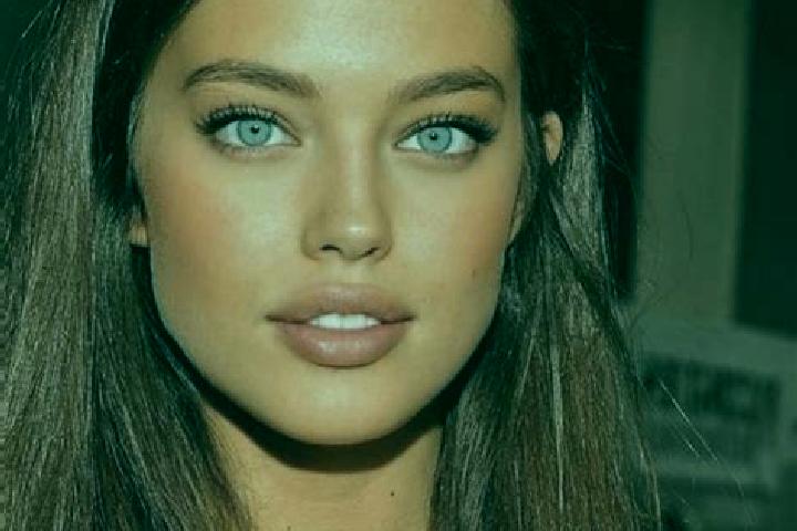 Penelope, 30, a chestnut dark-eyed caucasian companion based in Kunzak. Offering Overnight, Massage, A-Level. Available for incall and outcall, overnight boo...