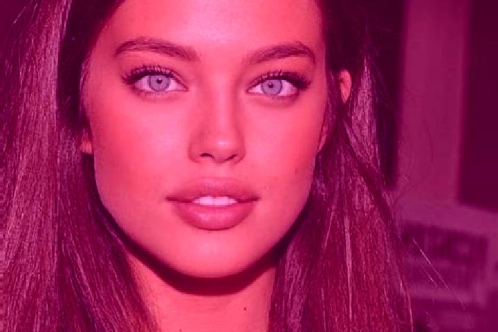 Penelope, 30, a chestnut green-eyed european companion based in Sestanovac. Offering A-Level, 69, Girlfriend Experience, Erotic Massage. Available for incall...
