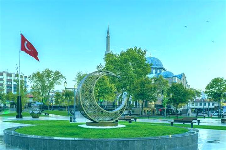 Penelope, 30 — Escort in Balikesir, Turkey