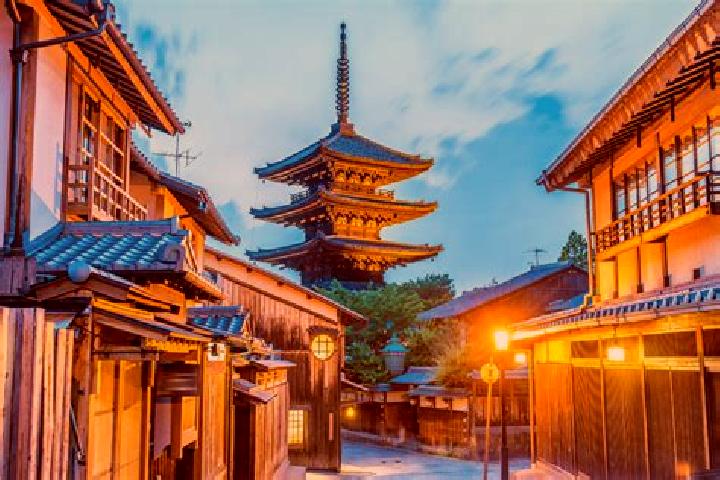 Penelope, 30 — Escort in Kyoto, Japan